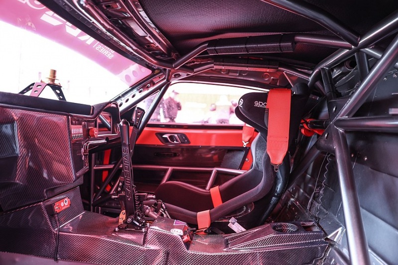 Много углеродного волокна, облегчение и рулевая рейка BMW: Toyota Supra A90, настроенная для RDS GP