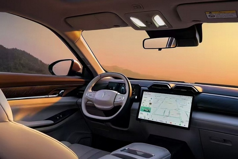 Кроссовер Hedmos 06 от совместного предприятия Dongfeng Peugeot Citroen теперь доступен для заказа