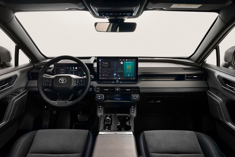 Новый кроссовер Toyota RAV4 представлен в нескольких версиях