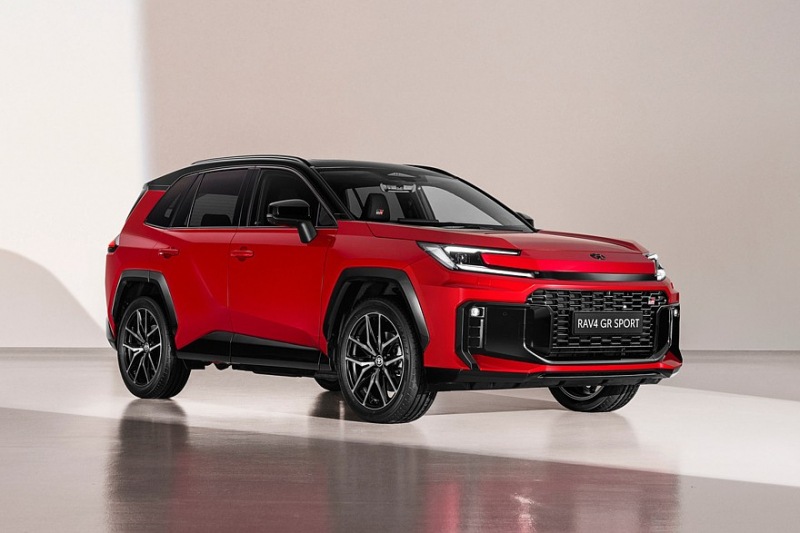 Новый кроссовер Toyota RAV4 представлен в нескольких версиях