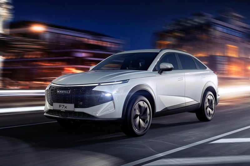 Новое купе Haval F7x представлено в России: топовый двигатель и полный привод