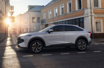Новый купеобразный Haval F7x стартует в России: топовый мотор и полный привод