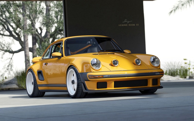 Еще один крутой Porsche 911 от Singer: широкий кузов, четыре фары и 426 лошадиных сил без наддува.