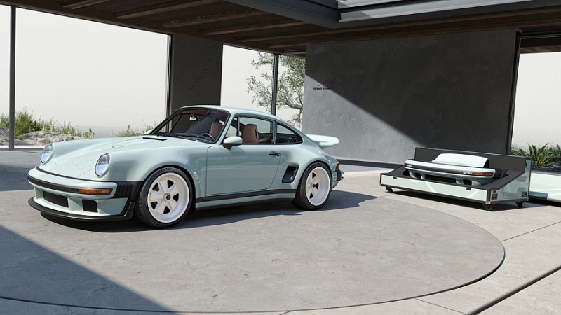 Еще один крутой Porsche 911 от Singer: широкий кузов, четыре фары и 426 лошадиных сил без наддува.