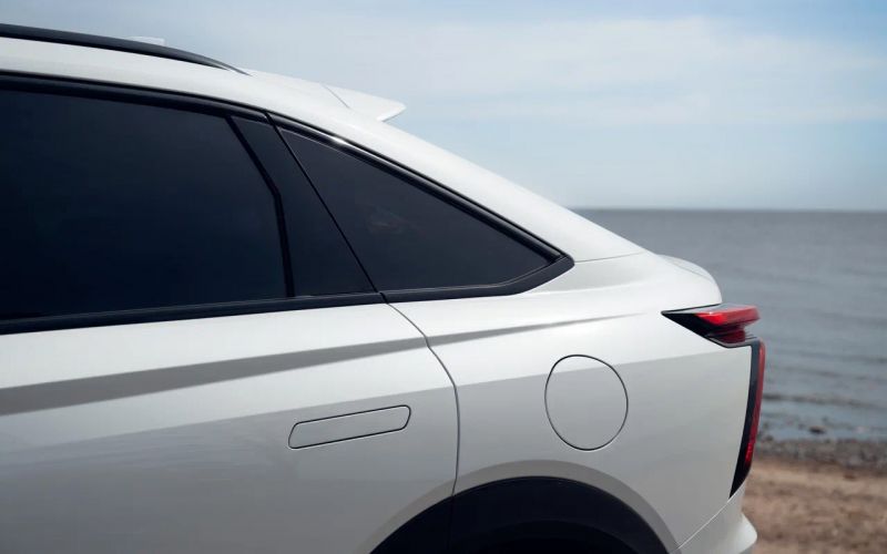 Внешние аккумуляторы и неверные повороты. Тест-драйв нового Haval F7x