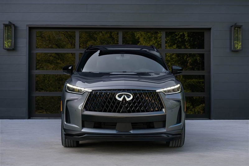 Представлен рестайлинг Infiniti QX60: стиль QX80 и «спортивная» версия