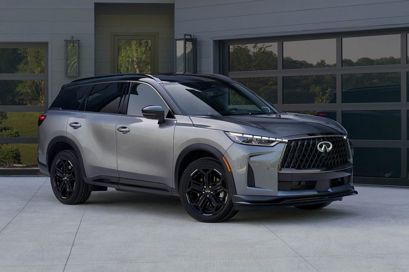Представлен рестайлинг Infiniti QX60: стиль QX80 и «спортивная» версия