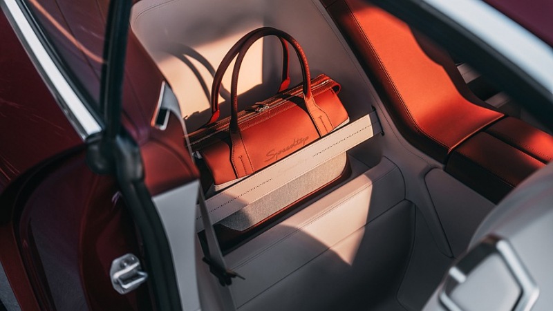 Роскошный трехдверный универсал BMW Concept Speedtop будет представлен в скромной версии