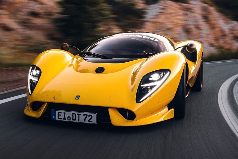 Серийная версия De Tomaso P72: привлекательный внешний вид, мощный двигатель V8 и отсутствие экрана в салоне