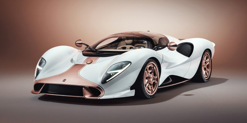 Серийный De Tomaso P72: завораживающие формы, мощный V8 и никаких экранов в салоне