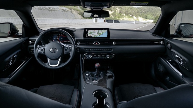 Toyota начала продажи двух специальных версий спорткаров GR Supra в Европе