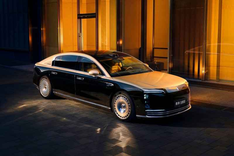 Дрожь, Maybach: Huawei и JAC совместно разработали роскошный седан Maextro S800 для рынка