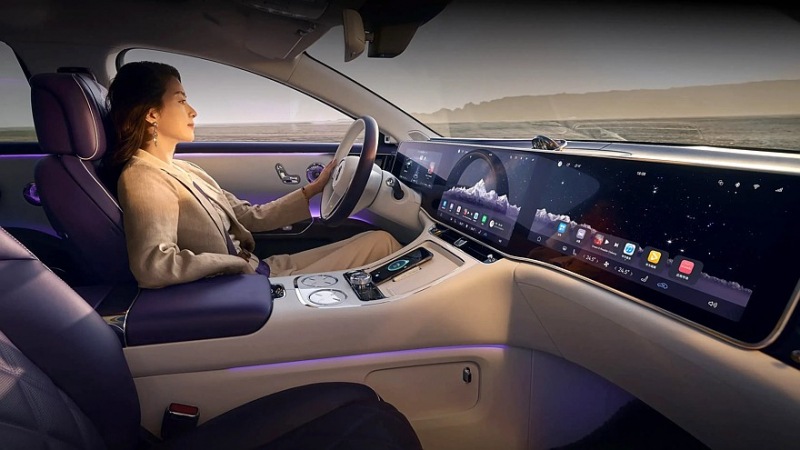 Дрожь, Maybach: Huawei и JAC совместно разработали роскошный седан Maextro S800 для рынка