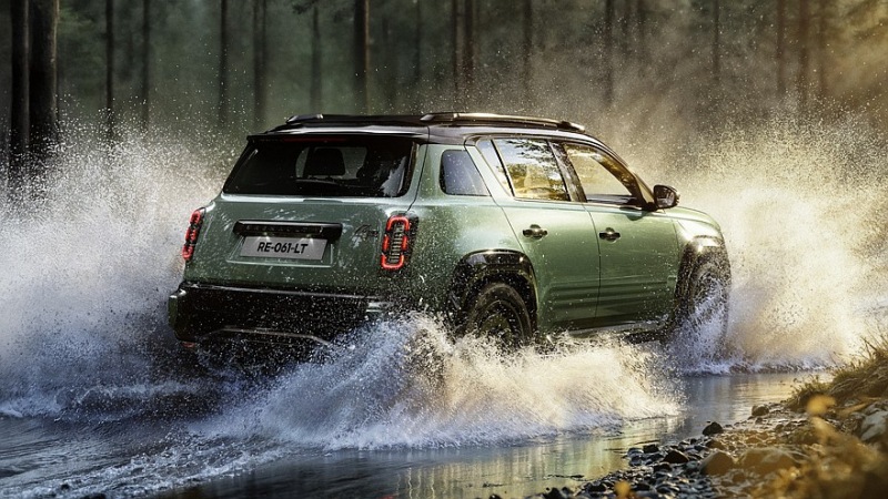 Renault 4 может получить полный привод и увеличенный дорожный просвет