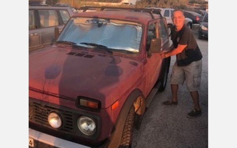 «Внутри не скучно». Западные звезды за рулем российских автомобилей