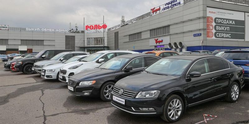 В России продали более 530 тыс. машин с пробегом. Топ-10 бестселлеров