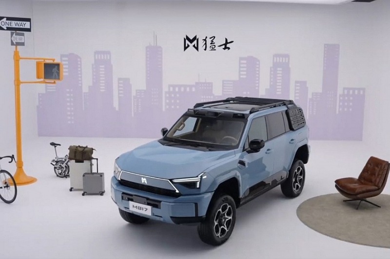 Внедорожник Dongfeng M-Hero M817 будет представлен в России: раскрыт интерьер