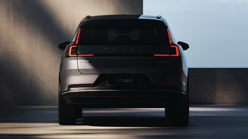 Volvo готовится к выпуску гибридного кроссовера XC70: новая платформа и два варианта аккумуляторов