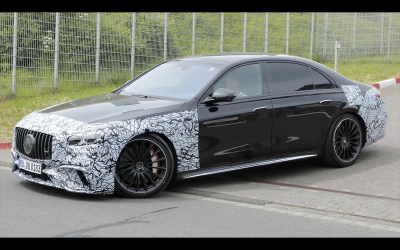 Вот как будет выглядеть новый S63 AMG. 5 фактов об этом «горячем» седане