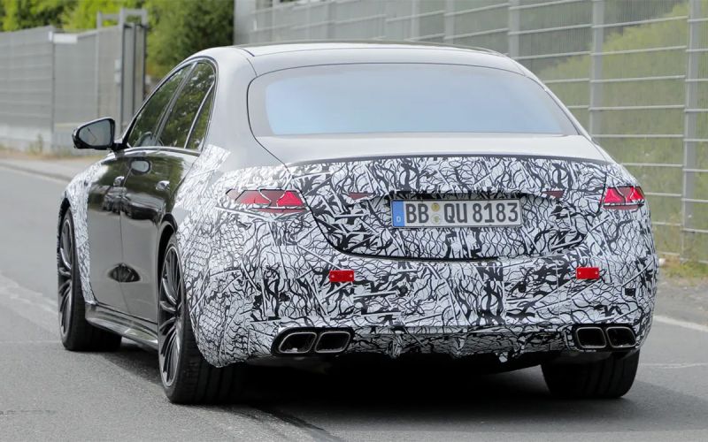 Вот как будет выглядеть новый S63 AMG. 5 фактов об этом «горячем» седане