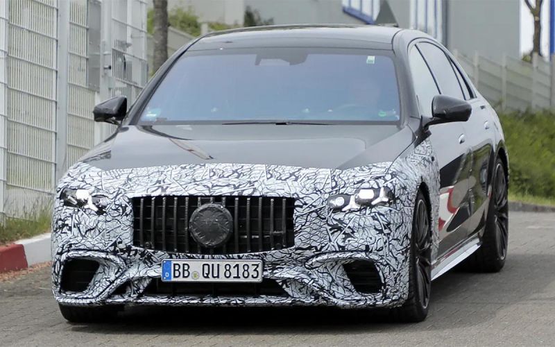 Вот как будет выглядеть новый S63 AMG. 5 фактов об этом «горячем» седане