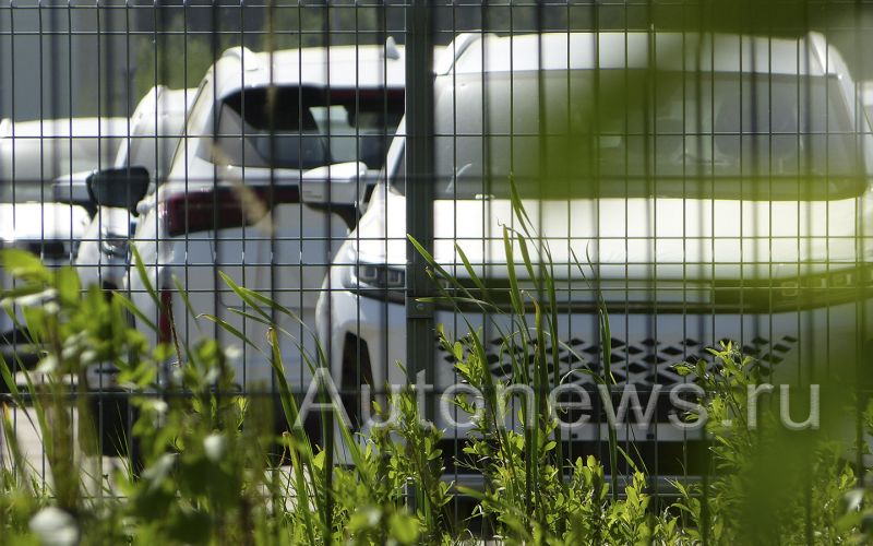 Заводы Mercedes в Московской области перешли на Exeed. Но какое отношение это имеет к красным флагам