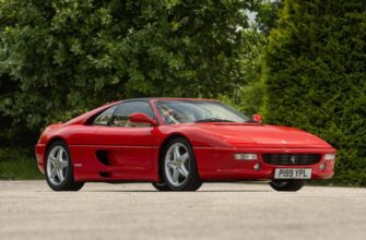 29-летний Ferrari Джереми Кларксона выставили на аукцион. Фото и цена