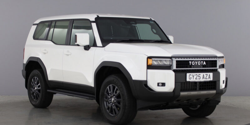 Актуальный внедорожник Toyota Land Cruiser Prado превратили в фургон