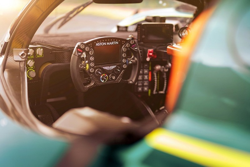 Aston Martin Valkyrie LM: еще один гоночный гиперкар, созданный на основе гоночного прототипа
