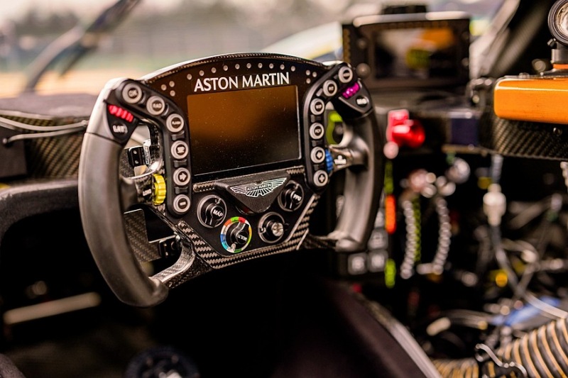 Aston Martin Valkyrie LM: еще один гоночный гиперкар, созданный на основе гоночного прототипа