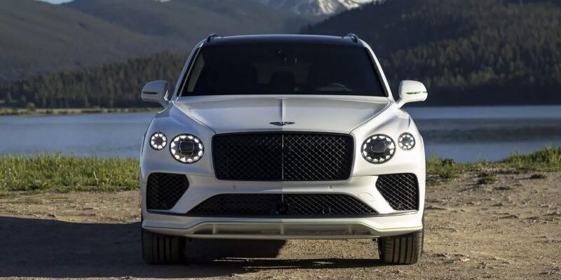 Bentley обновил самый быстрый кроссовер Bentayga. Но теперь он без W12