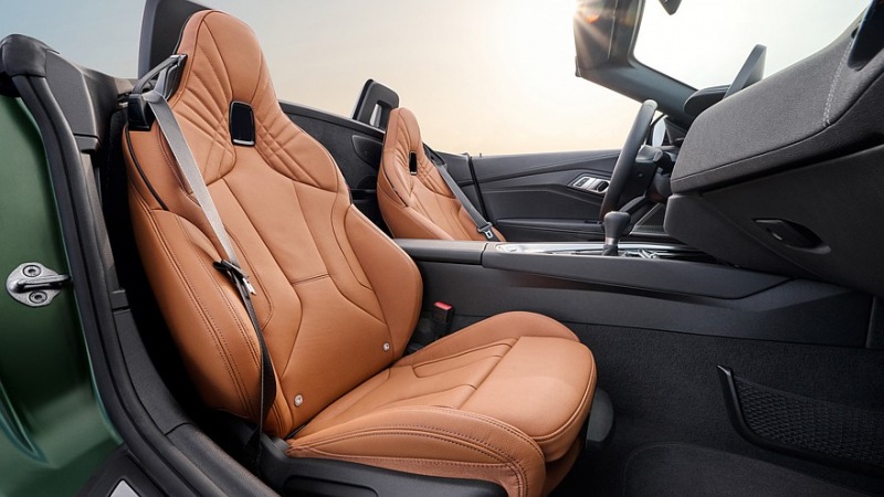 BMW продлит срок службы существующего спорткара Z4