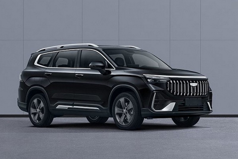 В России стартовал выпуск большого кроссовера Geely Okavango: обновленный дизайн и новые двигатели