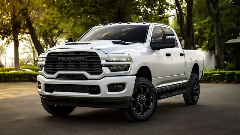 Две новые версии большого пикапа Ram Heavy Duty