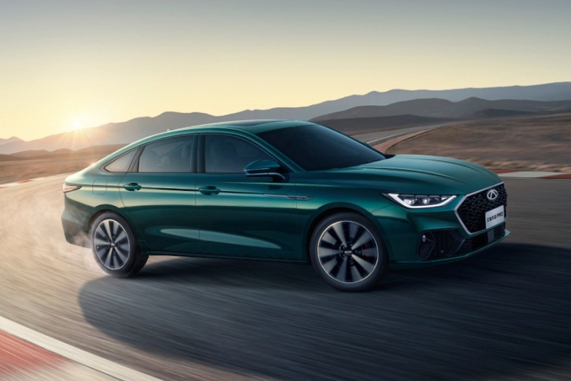 Chery Arrizo 8 Pro: новый двигатель, новый внешний вид, скоро появится более мощная версия