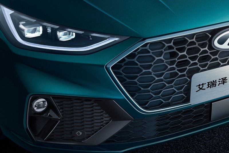 Chery Arrizo 8 Pro: новый двигатель, новый внешний вид, скоро появится более мощная версия