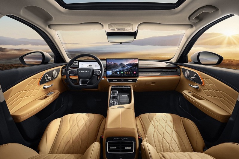 Chery Arrizo 8 Pro: новый двигатель, новый внешний вид, скоро появится более мощная версия