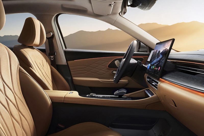 Chery Arrizo 8 Pro: новый двигатель, новый внешний вид, скоро появится более мощная версия
