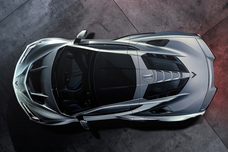 Chevrolet Corvette ZR1X: совершенно новая полноприводная гибридная топовая версия мощностью 1267 лошадиных сил