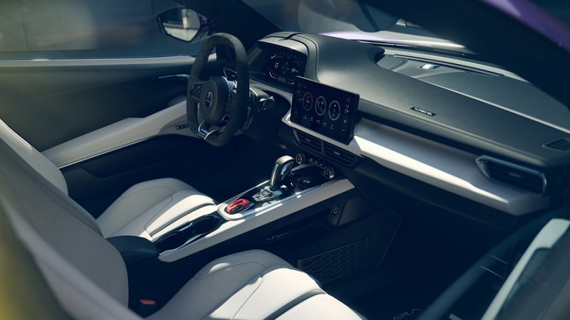 Спортивный автомобиль Lotus Emira обновится к 2026 году