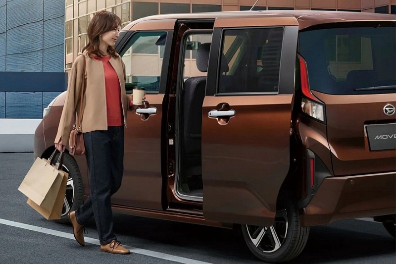 Daihatsu Move Next Generation: минивэн с раздвижными дверями