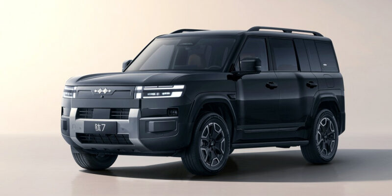 Ещё один конкурент Land Rover Defender из Китая: к премьере готовится FangChengBao Tai 7
