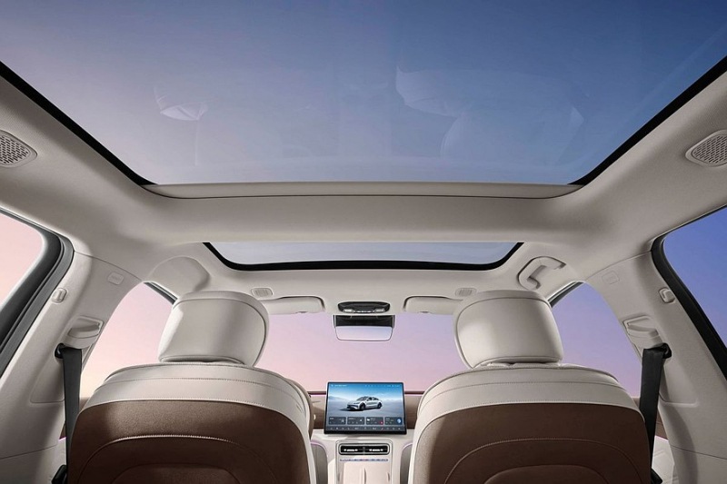 Флагманский седан Chery Fengyun A9L уже доступен для заказа: богатая комплектация, полный привод