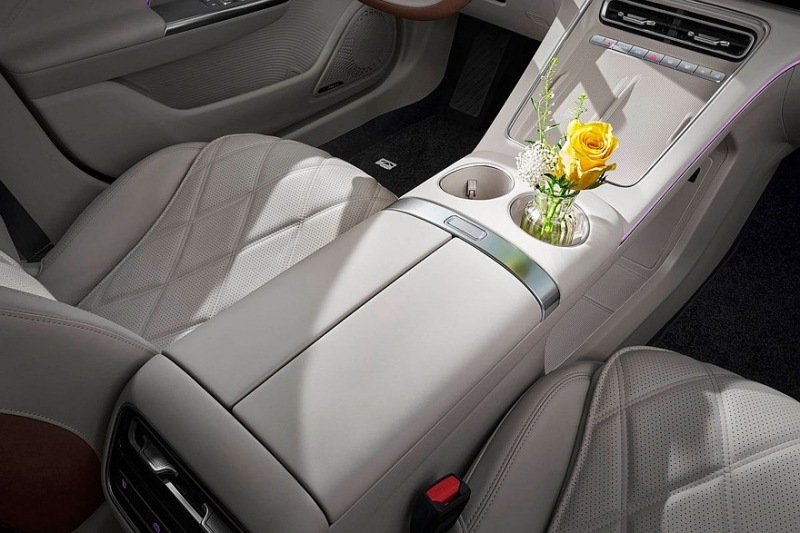 Флагманский седан Chery Fengyun A9L уже доступен для заказа: богатая комплектация, полный привод