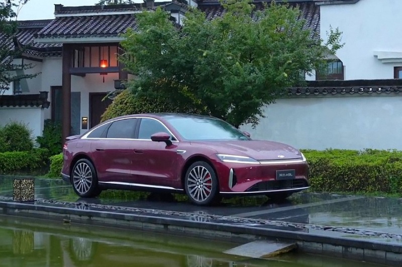 Флагманский седан Chery Fengyun A9L уже доступен для заказа: богатая комплектация, полный привод