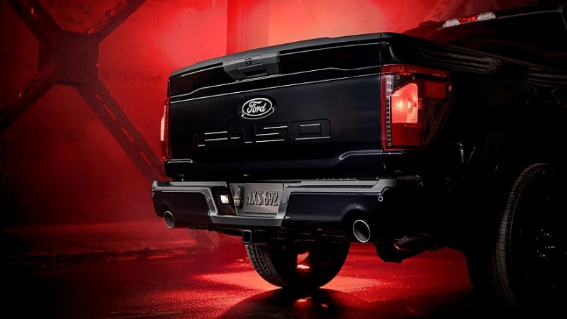Ford F-150 Lobo: уличный боец ​​с двигателем V8, низкой подвеской и впечатляющим салоном