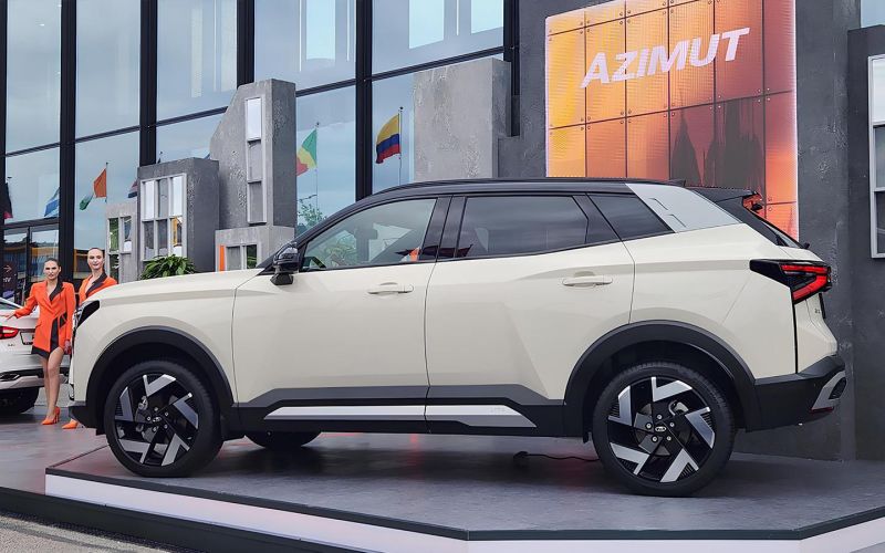 Гендиректор АвтоВАЗа рассказал о стоимости нового кроссовера Lada Azimut