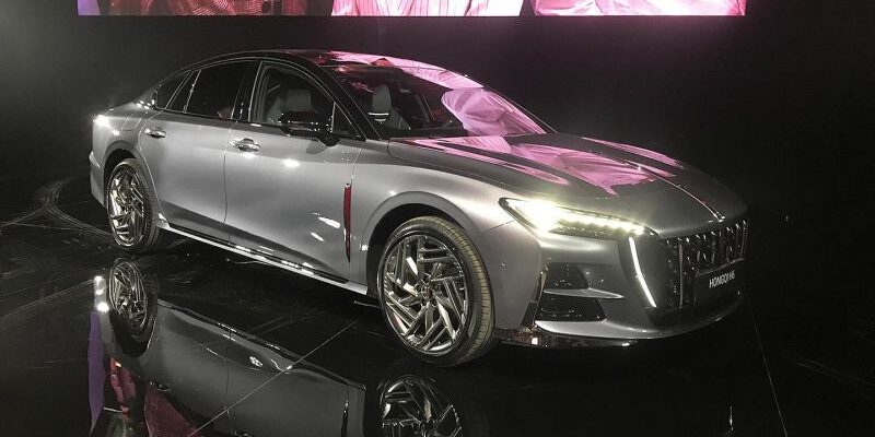 Hongqi запустил продажи в России первого лифтбека H6. 5 главных вопросов