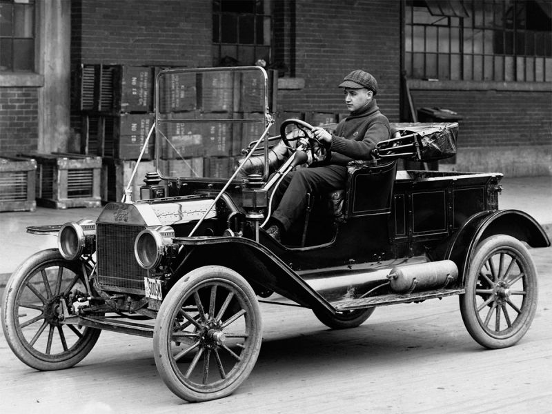 Ford празднует 122 года: самые популярные модели бренда