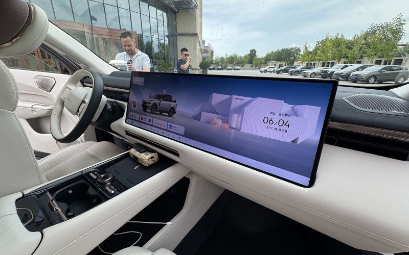 Crossover TV. Первый тест-драйв абсолютно нового Lynk & Co 900